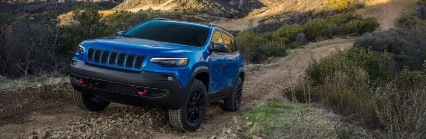 2020 Jeep Cherokee vs 2020 Toyota RAV4